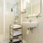 Des Bains Hotell 2*